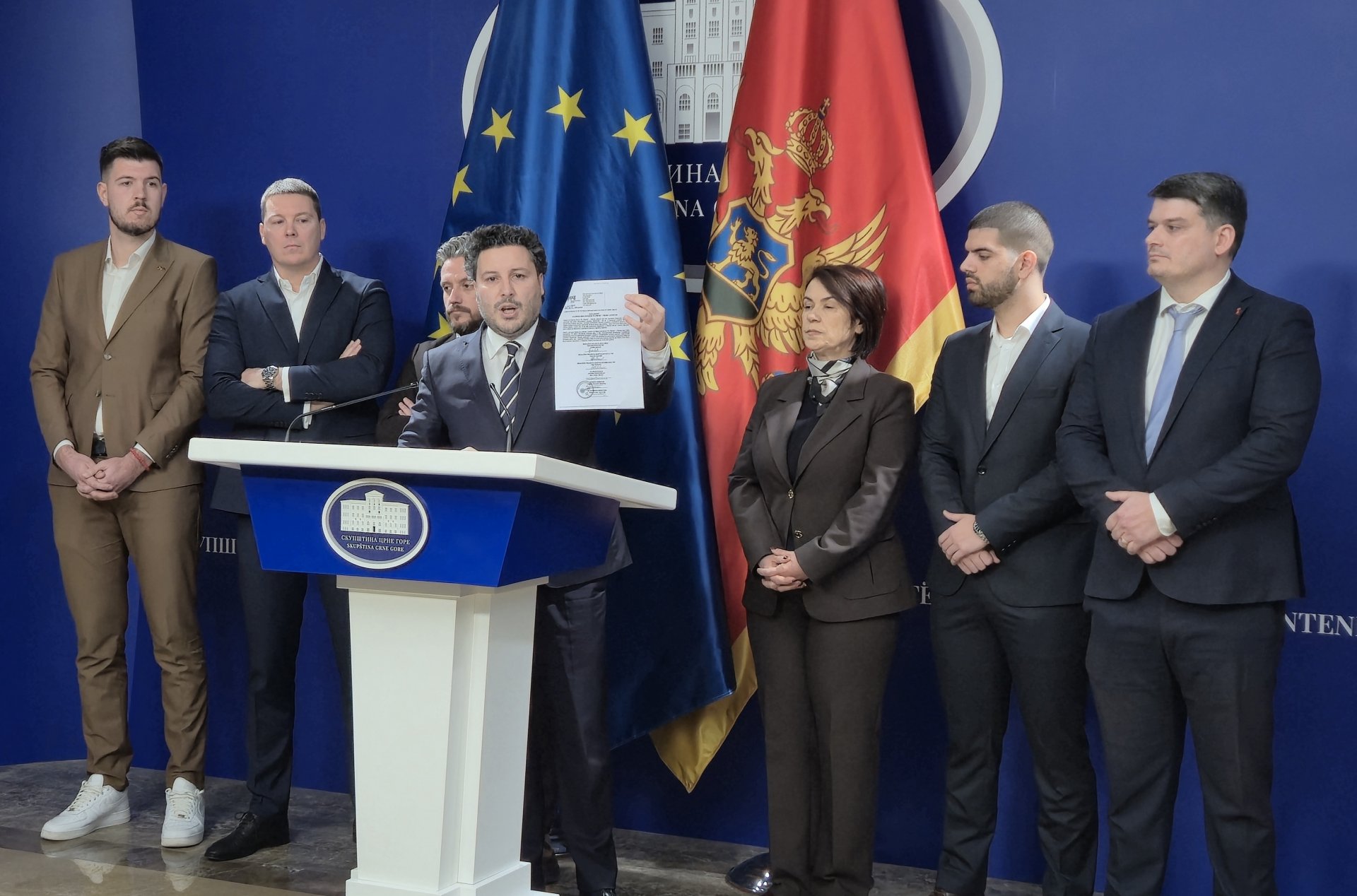 Abazović podnio krivičnu prijavu protiv Đukanovića, Dragaša i Šahmanovića: „Djeca Pljevalja se truju"