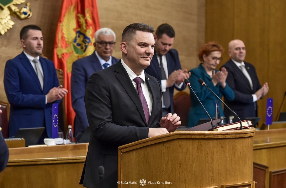Šahmanović poslao listu zahtjeva EPCG: Traži da ne zapošljavaju bez njegovog znanja i da važne odluke ne donose bez konsultacija sa Ministarstvom