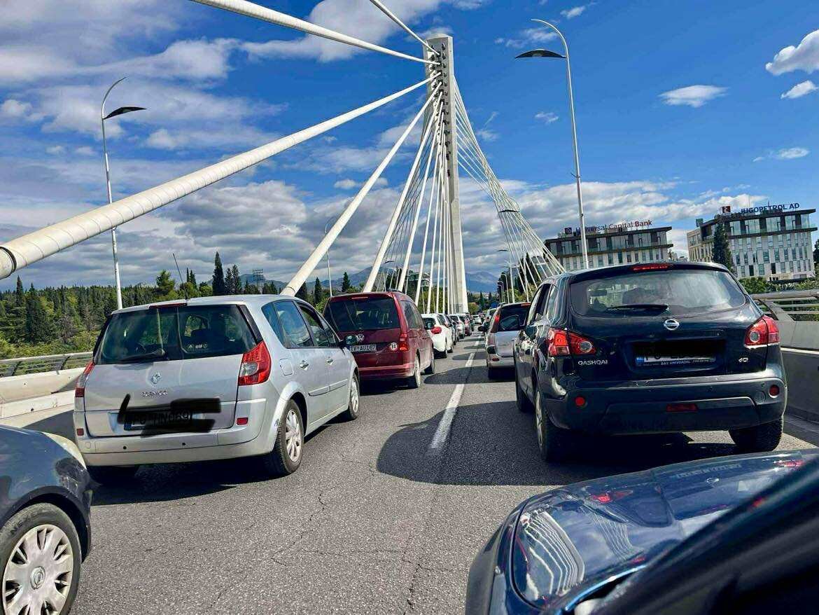 Saobraćajni kolaps u centru Podgorice