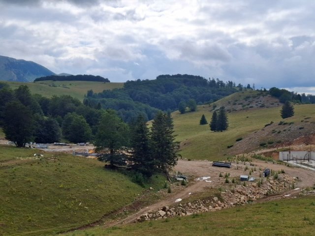 SEP: Zločin protiv Mojkovca, vlast dozvoljava krađu i propadanje Ski-centra Žarski