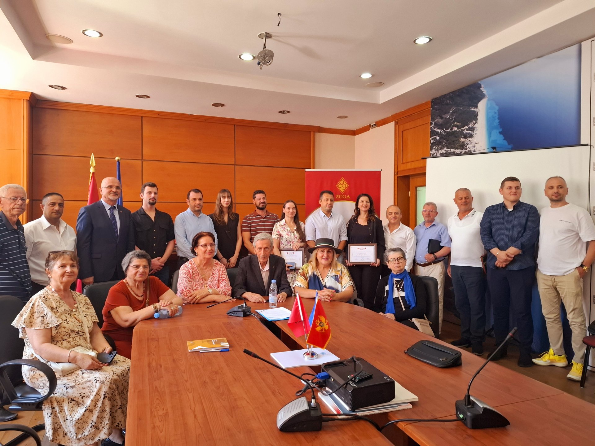 Zajednica Crnogoraca u Albaniji proslavila je 13. juli, Dan državnosti Crne Gore, kao i 7. godišnjicu udruženja ZCGA.