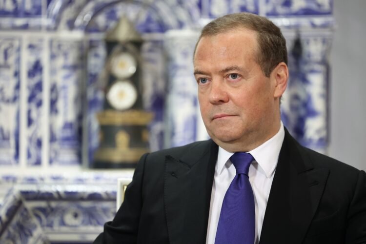 Medvedev: Tramp konačno slomio kijevski režim