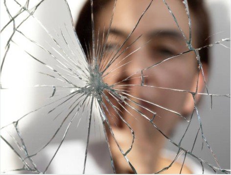 Žrtva napada u Beranama: Bila sam u nesvijesti, poslodavac me prebacio u bolnicu, napadač poslije dolazio do mog stana