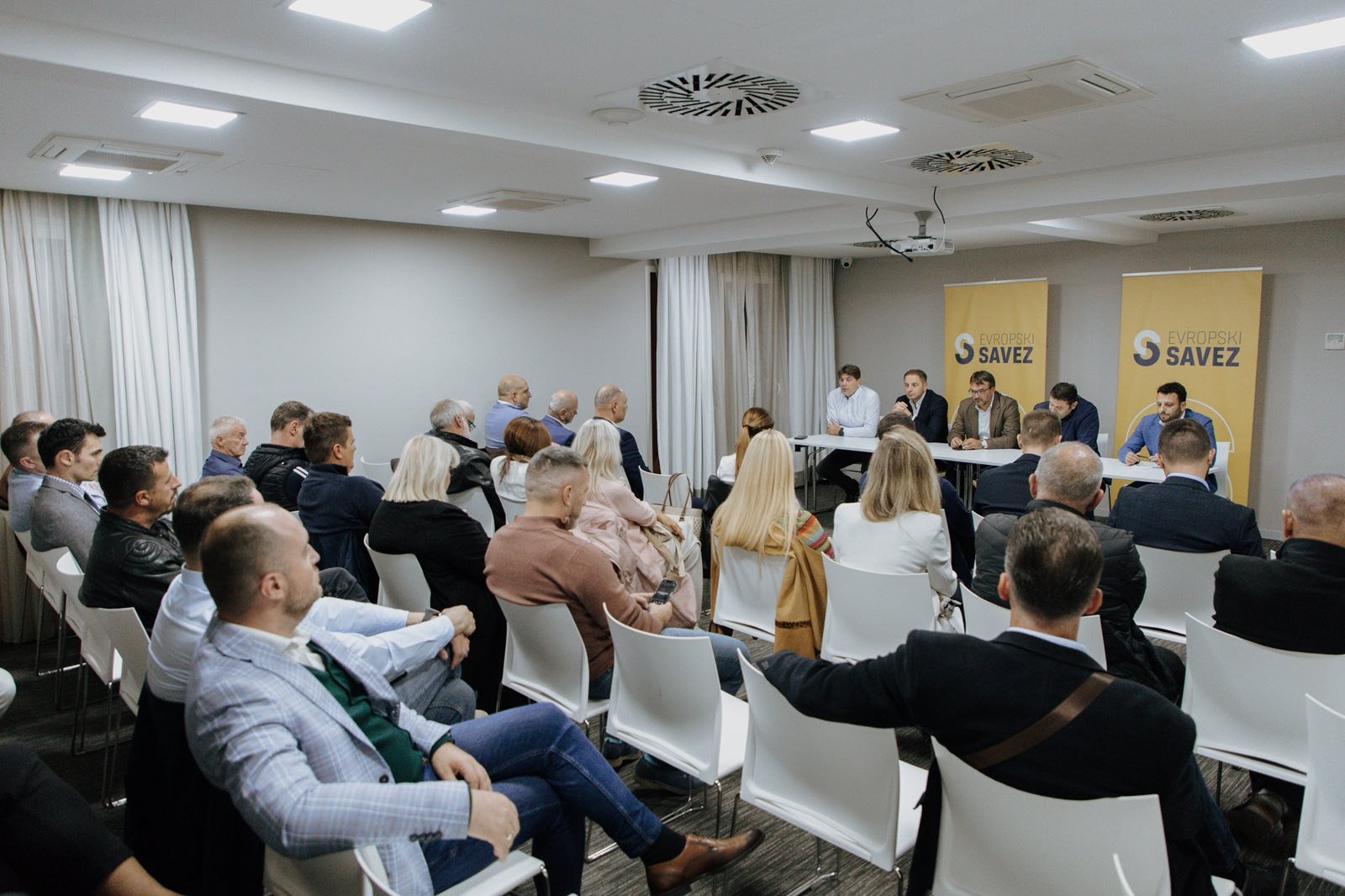 Formiran Koordinacioni odbor Evropskog saveza u Tivtu: Vrijeme je da vidimo leđa ovoj vlasti