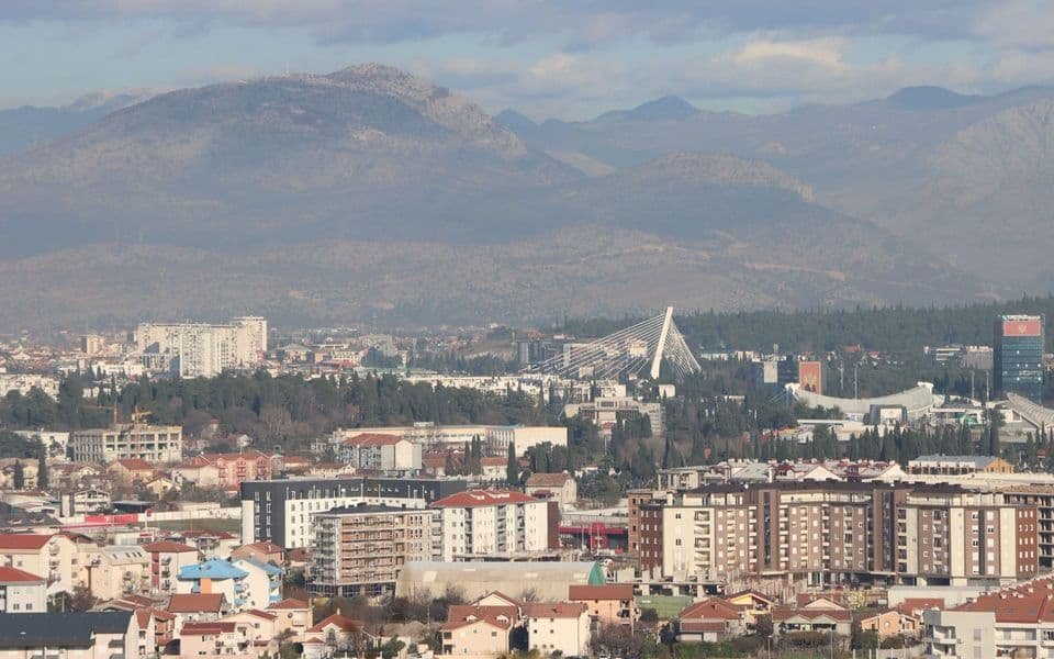Oprez: Nepoznate osobe pozivaju Podgoričane i obavještavaju ih da su im članovi porodice imali saobraćajne nesreće