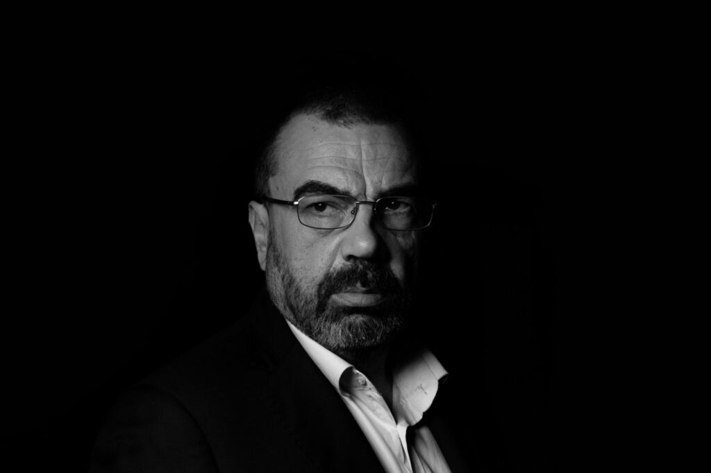 Preminuo Esad Krcić