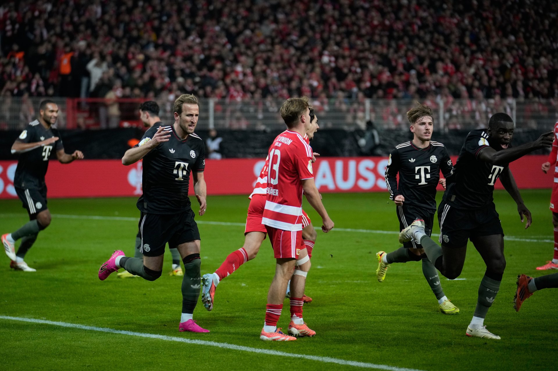 Bajern preživio Berlin