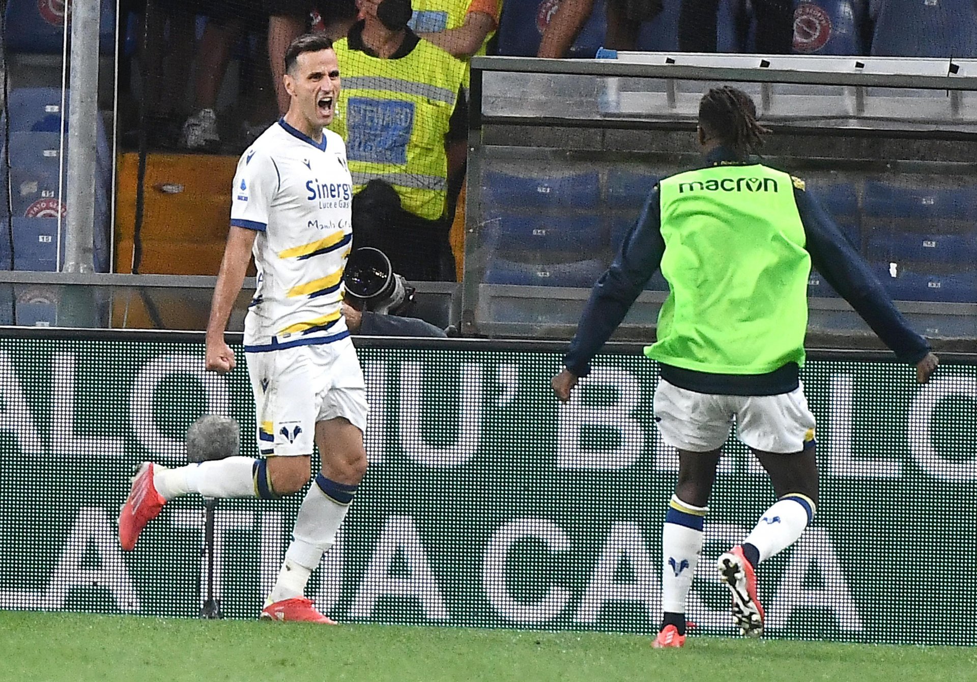 Kalinić potpisao za Hajduk, plata jedan euro mjesečno