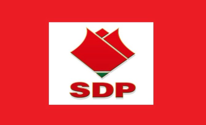 Izabrani potpredsjednici, predsjednik GO, generalni sekretar, kao i novi saziv Predsjedništva SDP-a
