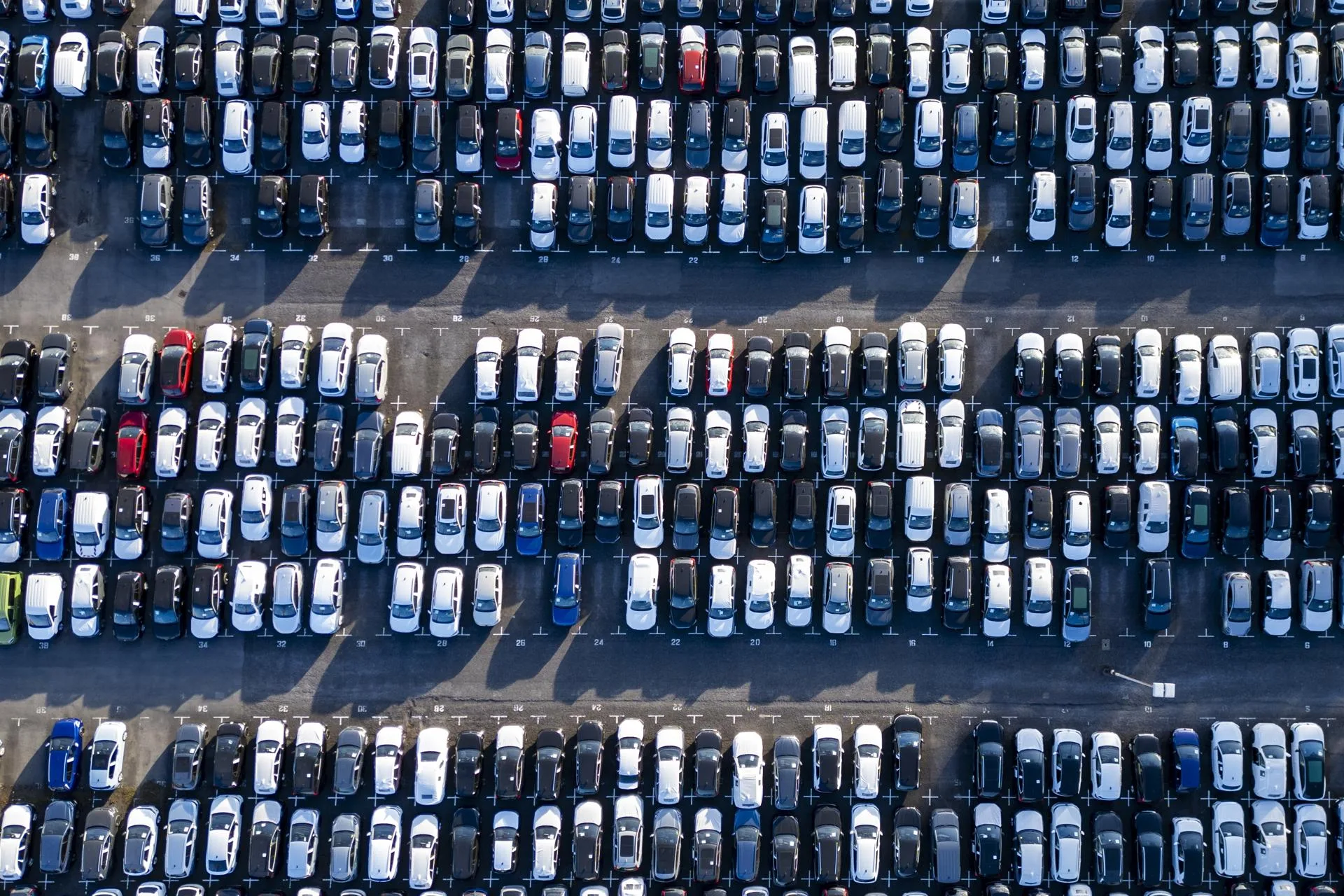 Trampovi nameti na bakar dodatno otežavaju situaciju američkoj auto-industriji