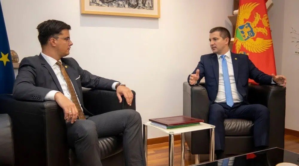 Bečić i  Šaranović u zvaničnoj posjeti Briselu, dobijane IBAR-a državni cilj