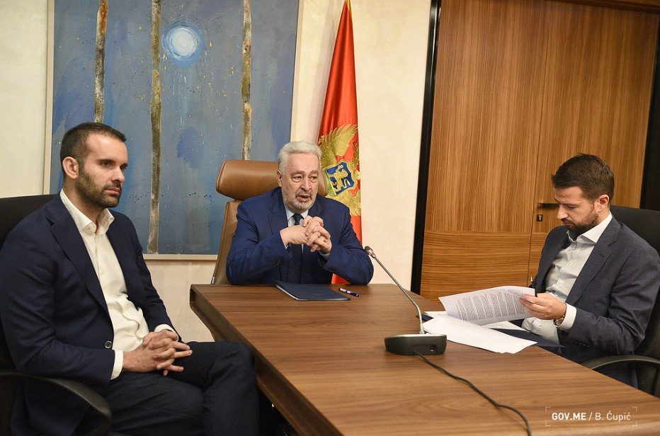 Krivokapić pisao Milatoviću i Spajiću: Pokrenite obnovu kapele na Lovćenu