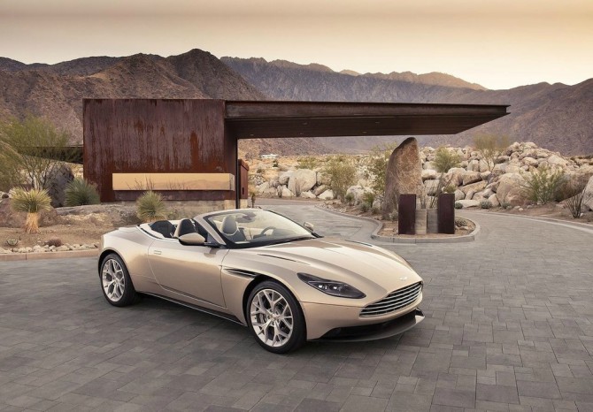 Čista perverzija: Predstavljen Aston Martin DB11 Volante