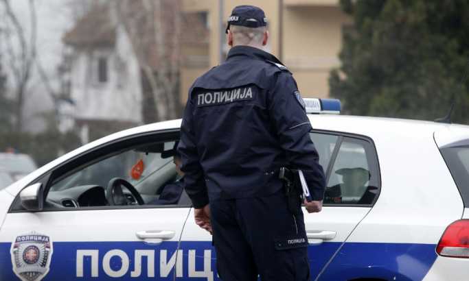 Pucnjava u Novom Sadu: Muškarac pronađen ranjen u kolima na parkingu