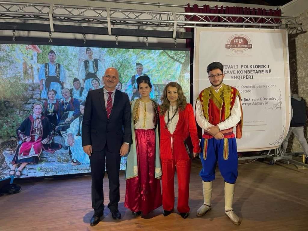 Na smotri u Albaniji predstavljena crnogorska narodna nošnja
