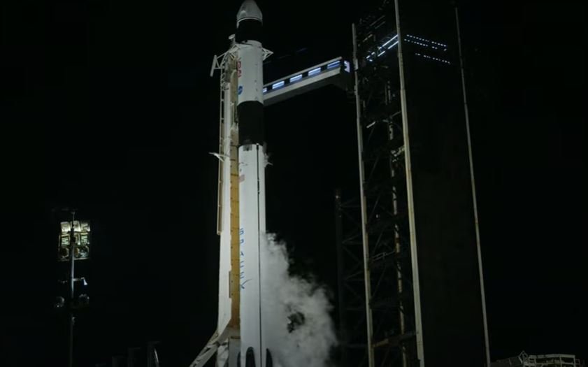 Svemirska raketa Falkon-9 sa četiri astronauta poletjela ka Međunarodnoj svemirskoj stanici