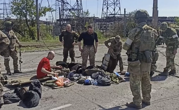 Ukrajinski borci iz Azovstala poslati u ruski filtracioni kamp: Muče ih, tjeraju da čuče ili stoje, a onda nestaju