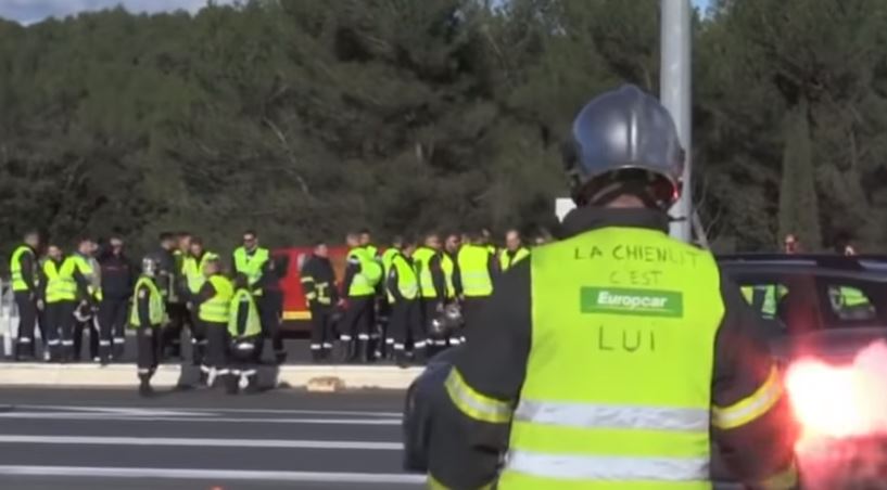 Uhapšeno 59 ljudi na protestu žutih prsluka u Parizu