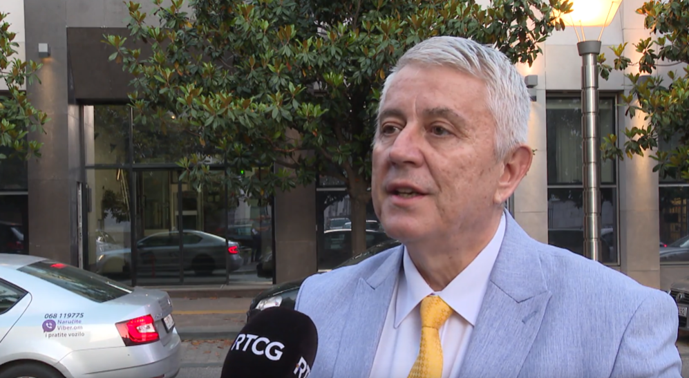 Poslanici Mandićeve partije o Radoviću i nevraćanju kredita: Neshvatljivo da neko spusti svoj integritet na nivo koji nije za funkciju koju obnaša