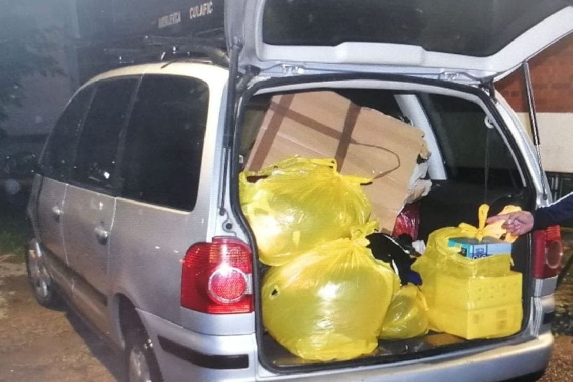 Krivične prijave protiv dvije osobe: Policija u Kolašinu i Beranama zaplijenila duvanske proizvode, tekstilnu robu i tehničke uređaje