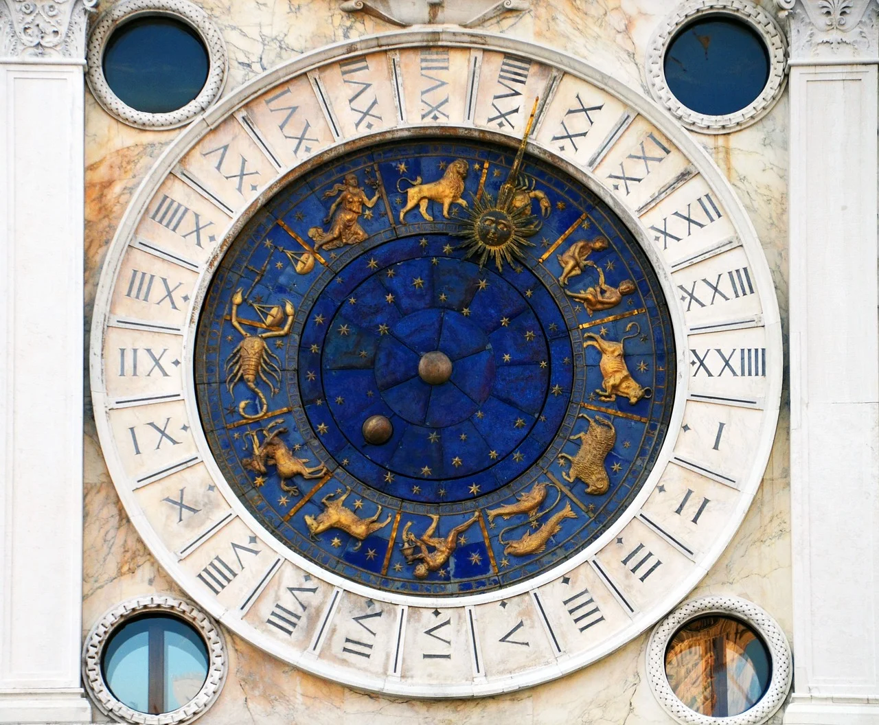 Horoskopski detektivi: Tri znaka koji lako 'čitaju' ljude oko sebe
