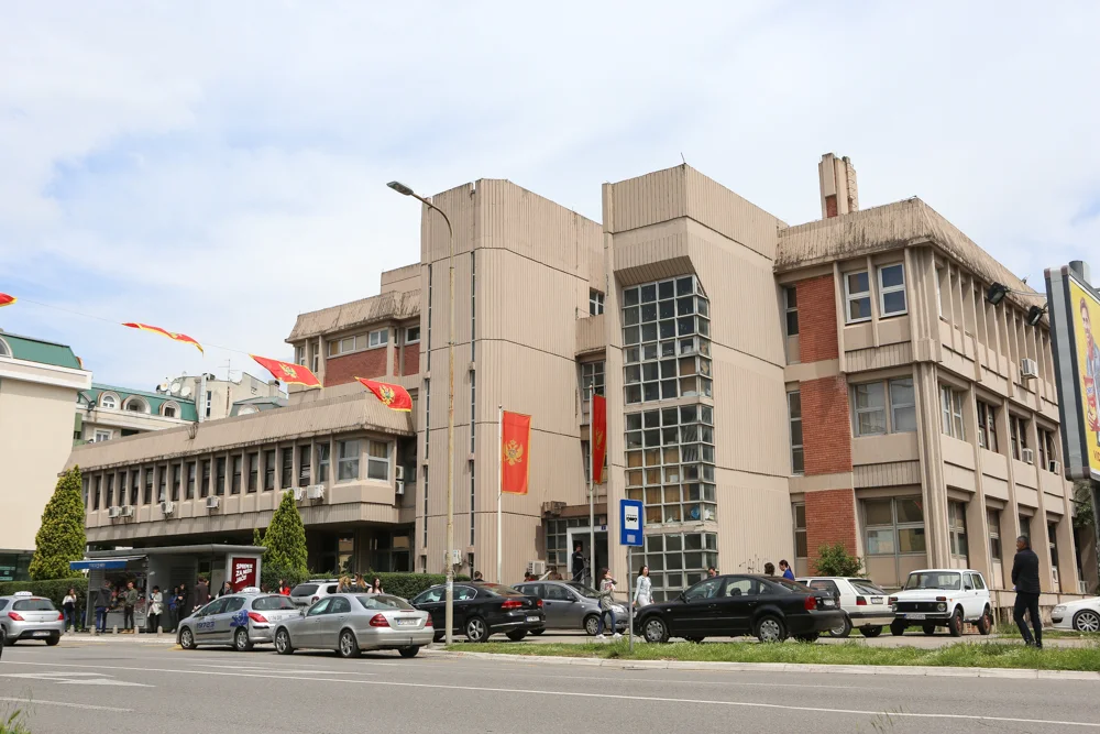 Zbog nasilničkog ponašanja podnijete krivične prijave protiv šest maloljetnika