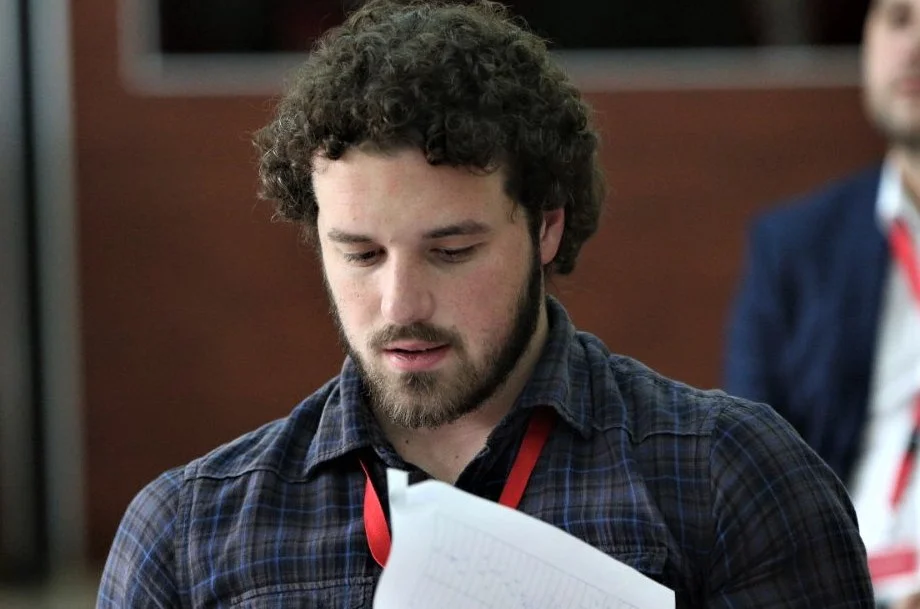 "Napolje, Turci" umjesto "Ministri, napolje iz Vlade"