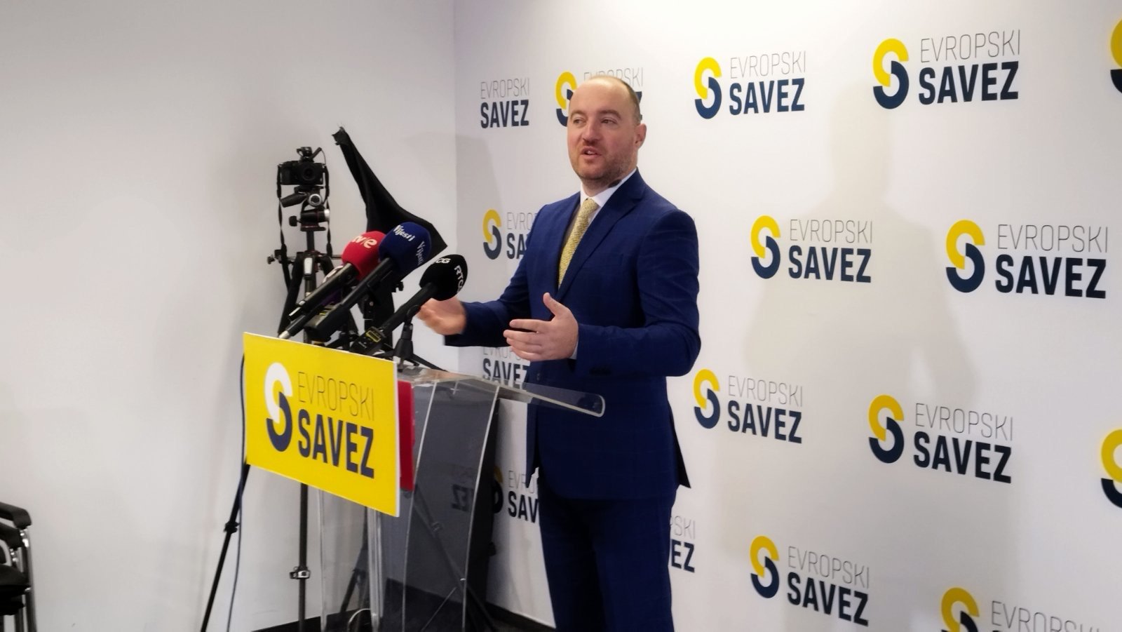 Stanić: Preko markiranja goriva Vlada otvara jednoj stranoj obavještajnoj službi pristup kontroli granica