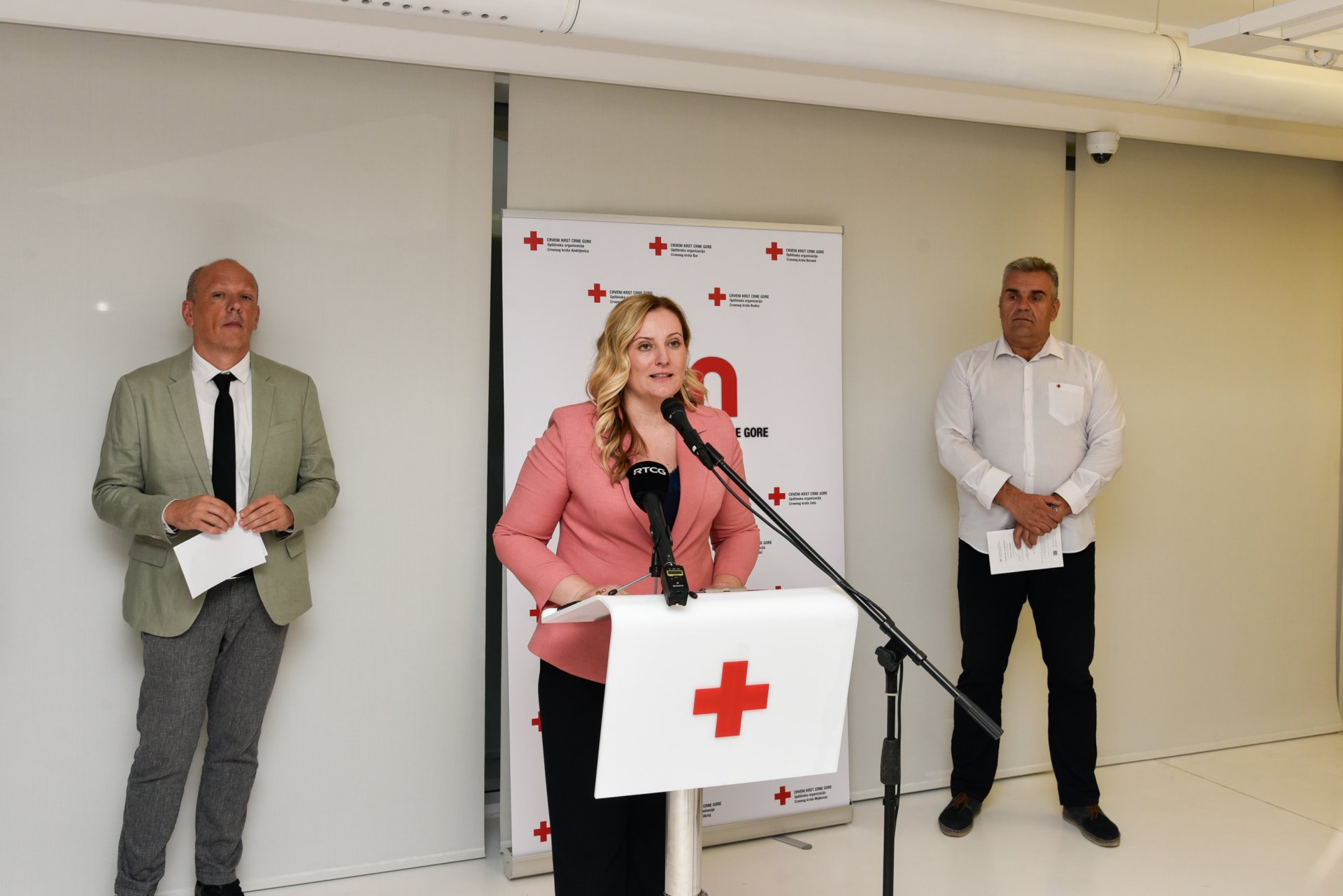 Otvorena izložba Vijek i po humanosti - 150 godina Crvenog krsta u Crnoj Gori
