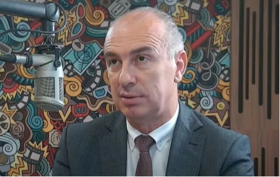 Đeka podnio ostavku na poslaničku funkciju
