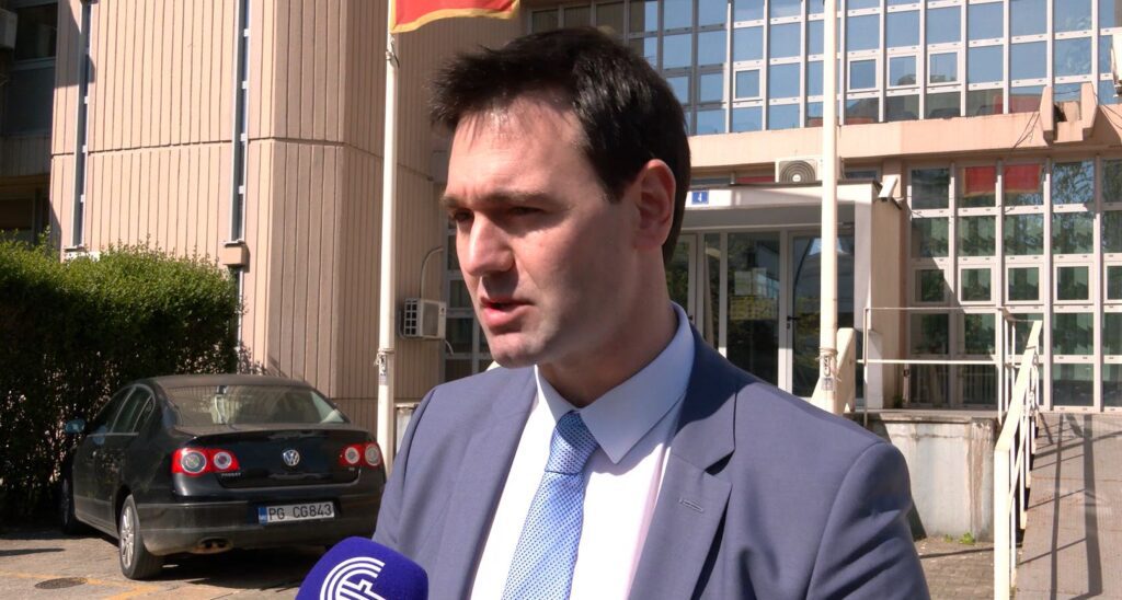 Advokat Lekić demantuje policiju: Nisam se tukao, demant pišem iz teretane i spa centra