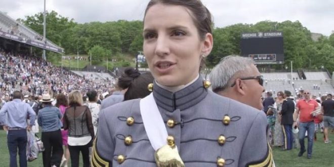 Nevena Nikolić prva Crnogorka sa diplomom jedne od najpoznatijih vojnih akademija u svijetu