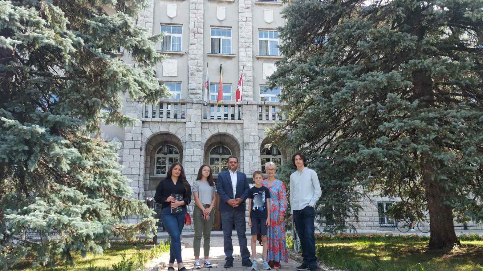 Najbolji recitatori na crnogorskom jeziku iz Vojvodine boravili na Cetinju