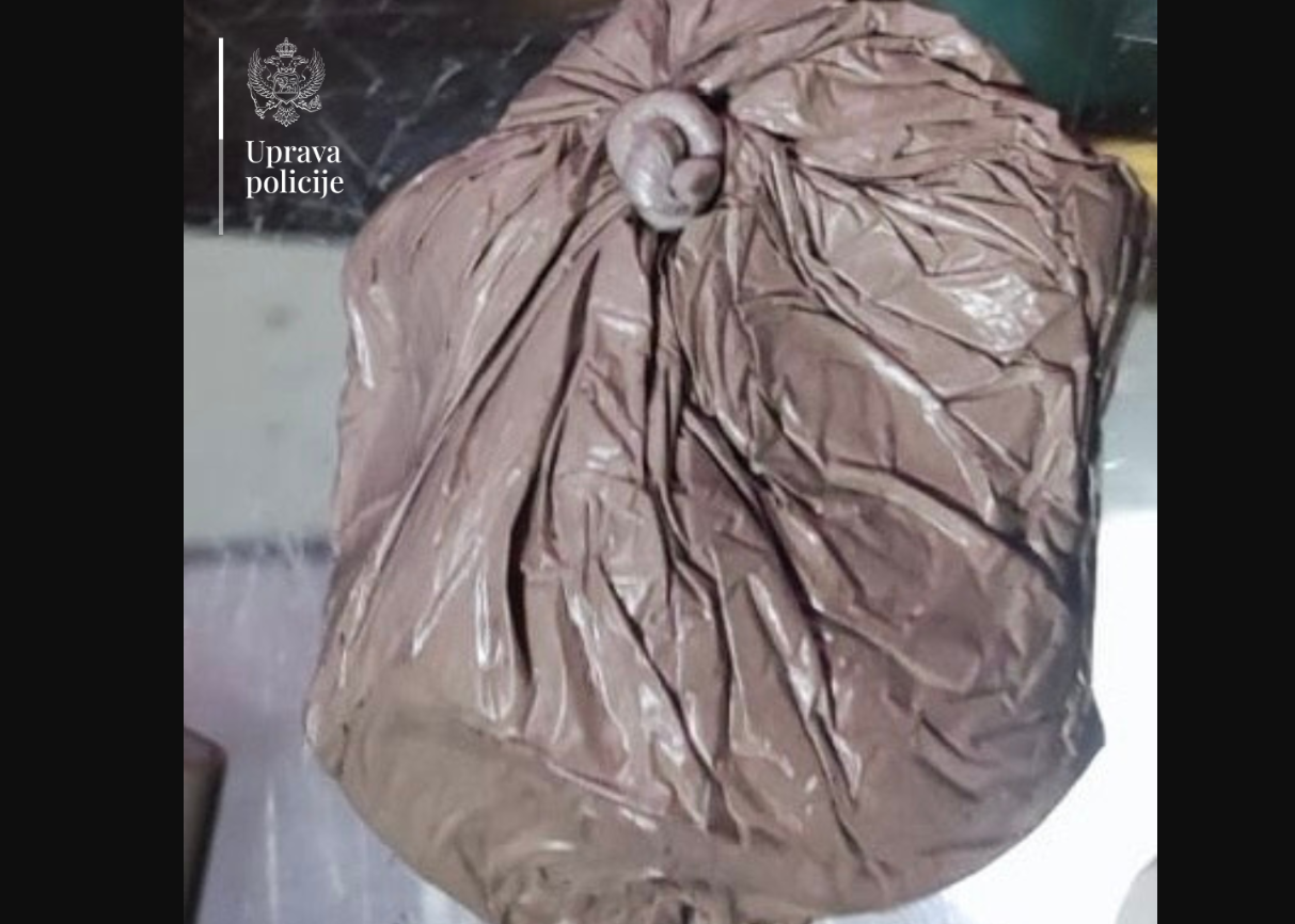 Pretres u Podgorici, oduzeti kokain i heroin, uhapšen osumnjičeni