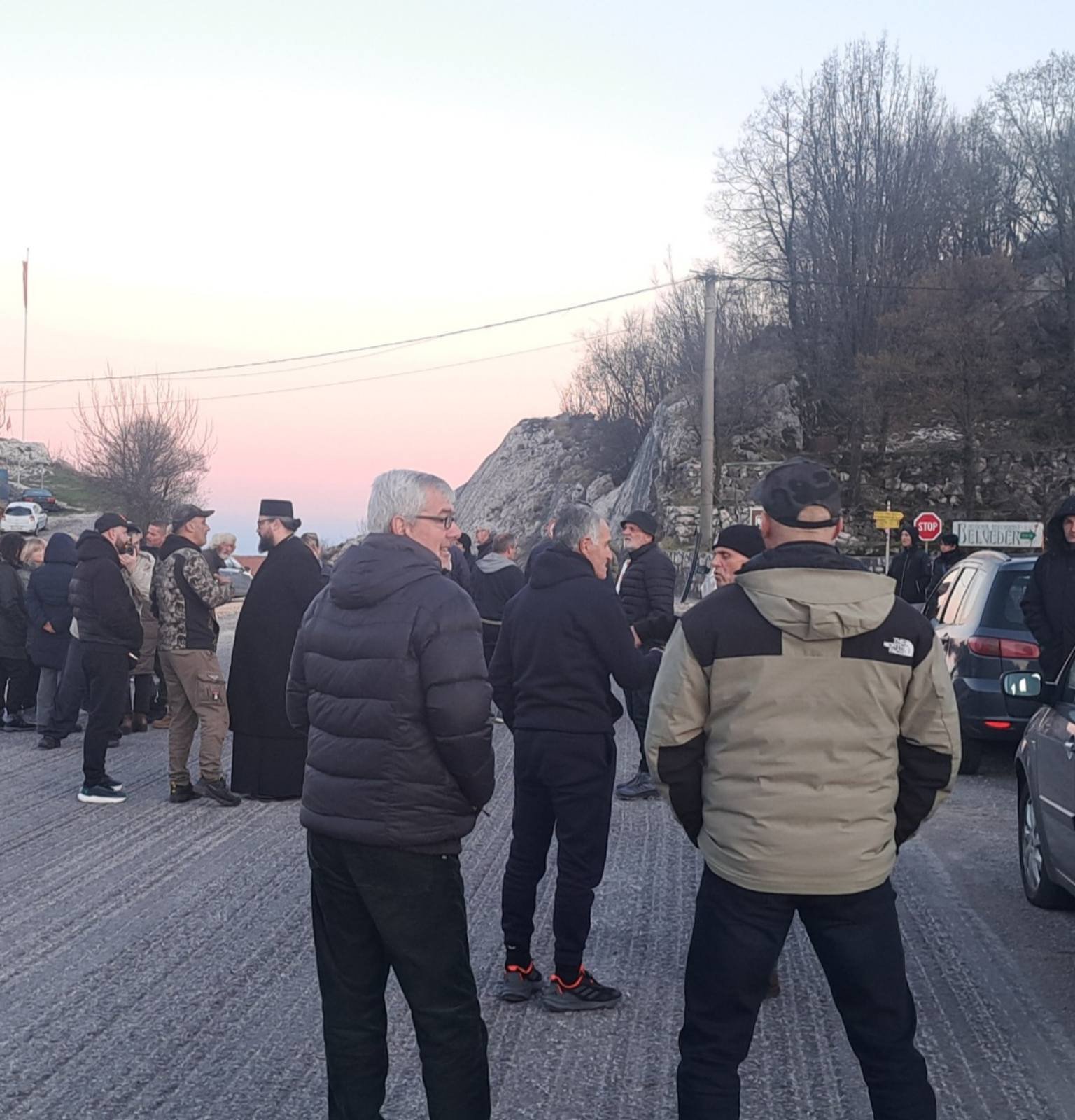 Građani sa Belvedera: Političari poslednji koji mogu proći blokadu, protesti će trajati dok ne preuzmu odgovornost