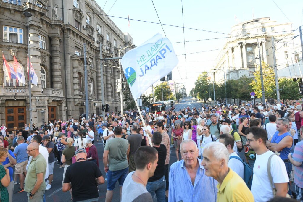 Beograd: Kraj blokade raskrsnice kod Vlade Srbije
