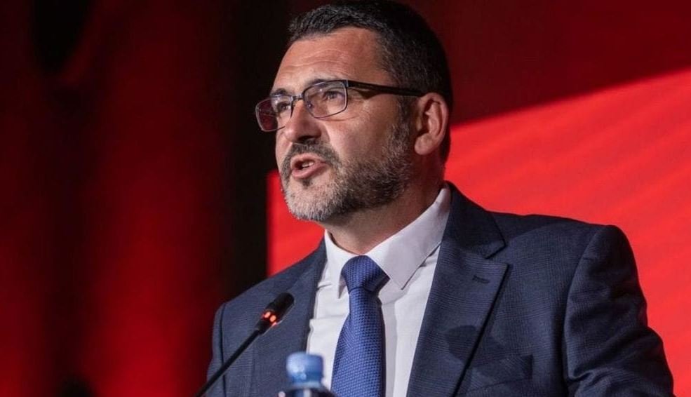 Kad ćorava kokoška dvaput zaredom nađe zrno
