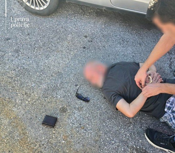 Uhapšen Beranac za kojim je raspisana potjernica, u stanu mu pronađene tri puške, pištolj i municija