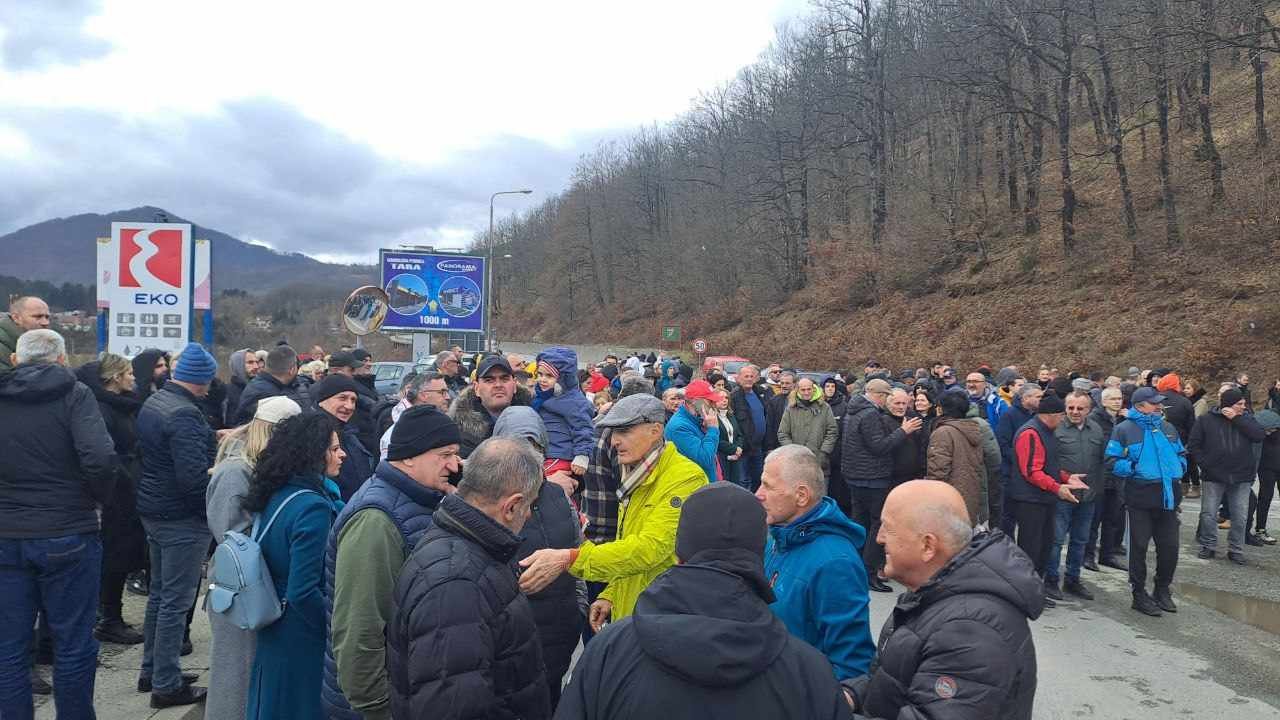 Građani Mojkovca završili  protest protiv otvaranja rudnika Brskovo; Magistrala koju su blokirali, sada prohodna