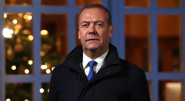 Medvedev: Njemačka se sprema za rat sa Rusijom