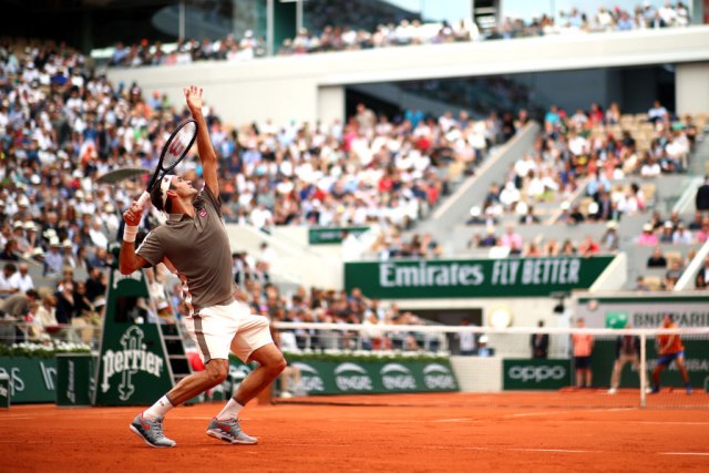 Federer i Vavrinka lako do trećeg kola RG
