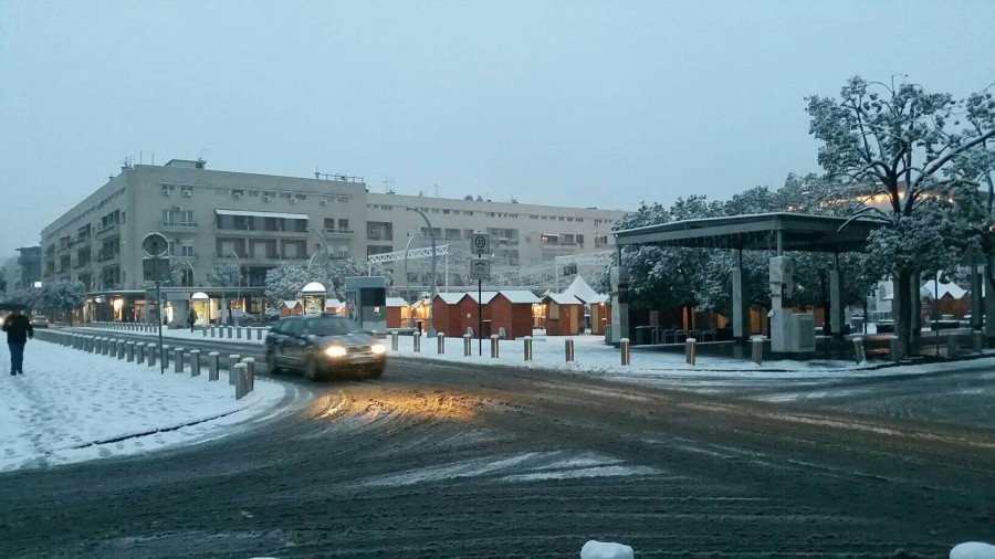 Glavni grad u bijelom: Snijeg i danas u Podgorici