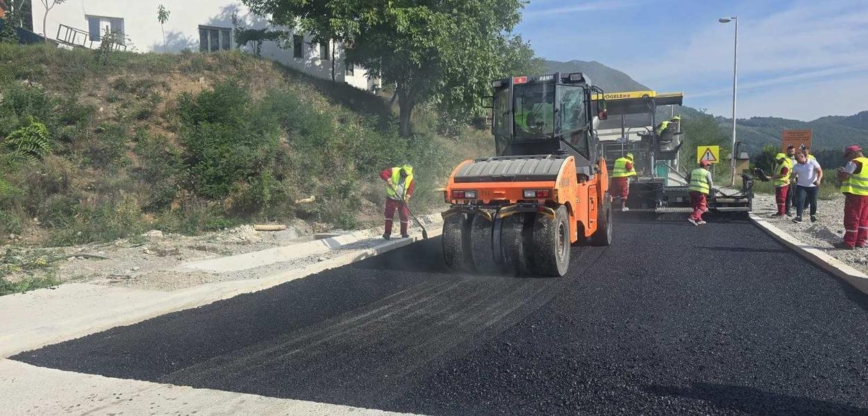 Počelo asfaltiranje magistralnog puta Berane–Ribarevine
