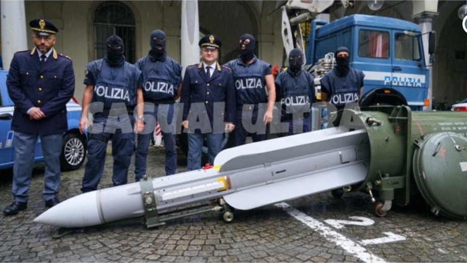 Šokantna istraga policije: Juventusovim ultrasima oduzeta raketa sa bojevim punjenjem