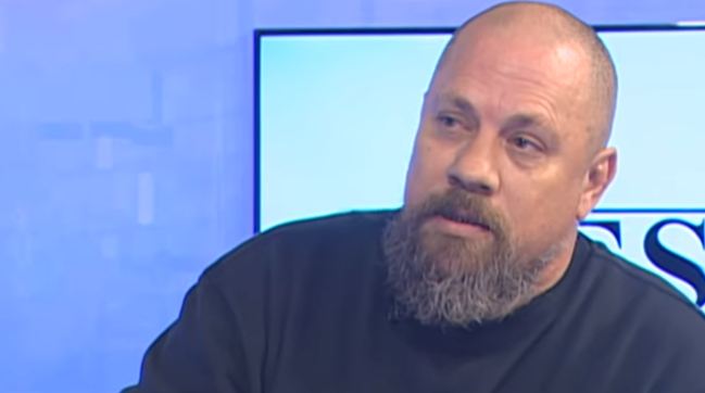Boris Dežulović: Mrzite se na mrežama, mediji su za čitanje