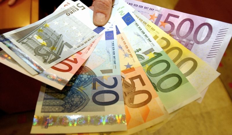 Sjutra počinje isplata socijalnih naknada