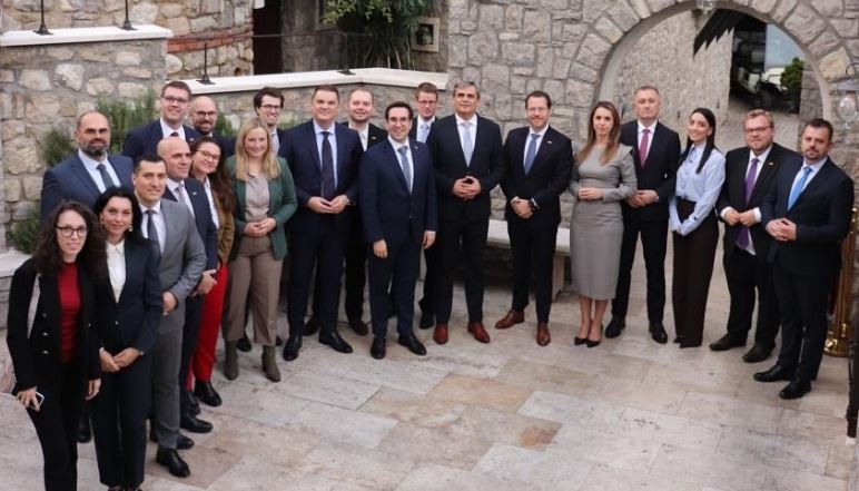 Ibrahimović sa poslanicima CDU/CSU u Bundestagu: Vidimo se u EU