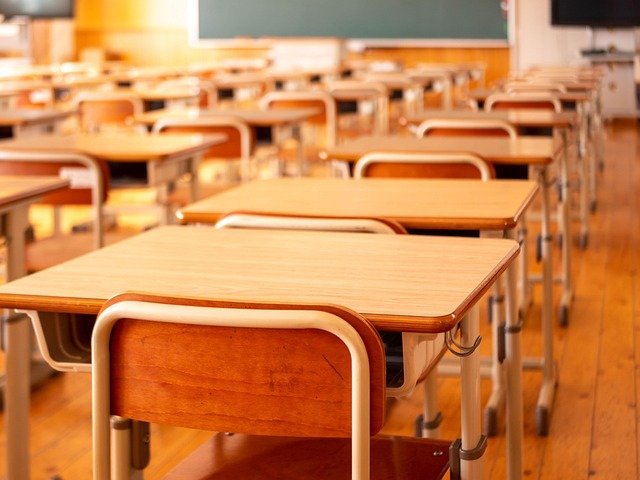 Ekskurzija se ipak odgađa: Učenici podgoričke škole sjutra neće krenuti za Srbiju