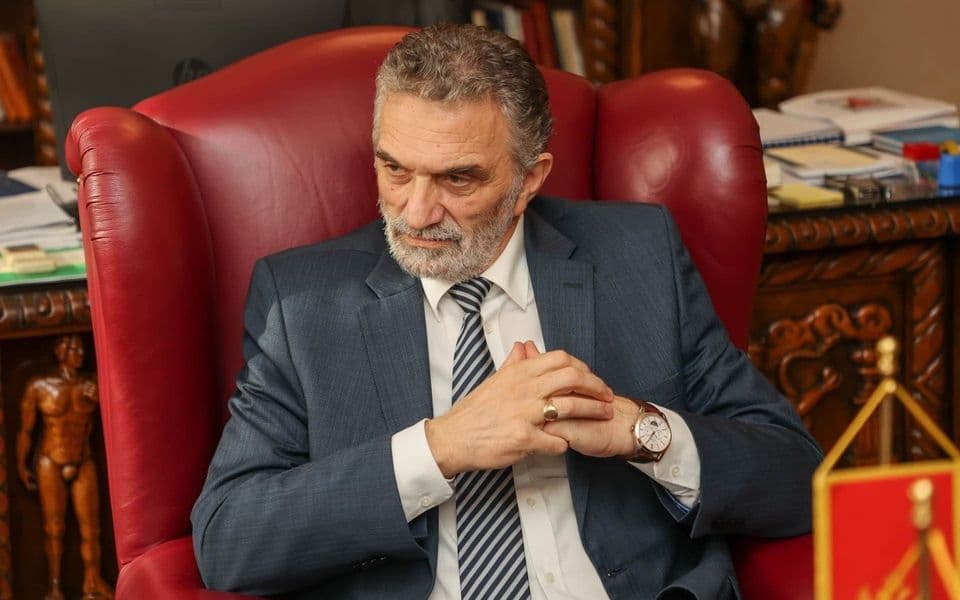 Bulajić o napuštanju sjednice: Ne smijemo da vodimo tuđe bitke i ratove