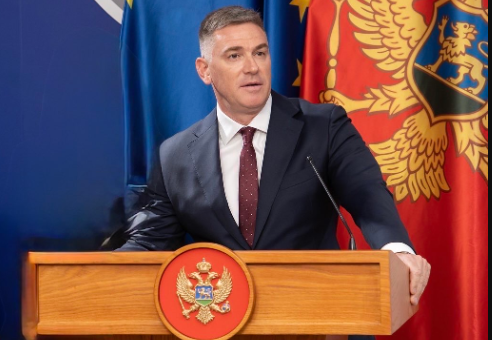 Huter: Reakcija Uprave policije katastrofalna, sektor bezbjednosti pokazao da je podređen interesima Crkve Srbije